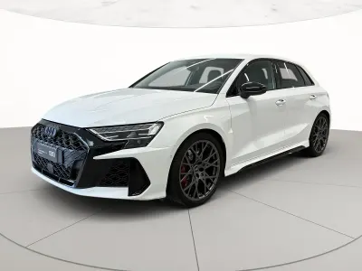 Usata Audi RS3 Design 400 CV (294 kW) 2025 Bianco arkona Berlina