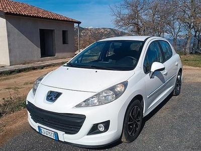 Usata Peugeot 207 68 CV (50 kW) 2011 Bianco Berlina