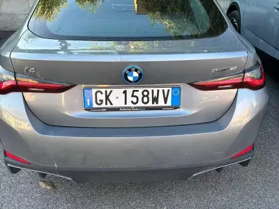 Usata BMW i4 105 kW (143 CV) 2022 Grigio Berlina