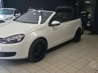 Usata VW Golf Cabriolet 105 CV (77 kW) 2012 Bianco Cabrio