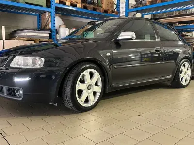 Usata Audi S3 Ambiente 224 CV (164 kW) 2002 Nero Utilitaria