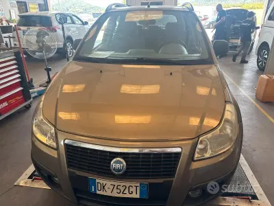 Usata Fiat Sedici 120 CV (88 kW) 2007 SUV