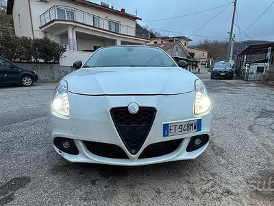 Usata Alfa Romeo Giulietta 150 CV (110 kW) 2014 Bianco Utilitaria