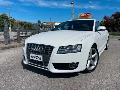 Begagnad Audi A5 Ambition 190 HK (139 kW) 2009 Vit Sportkupé