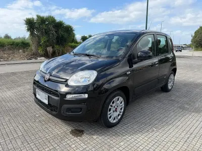 Usata Fiat Panda Lounge 69 CV (50 kW) 2019 Nero Utilitaria