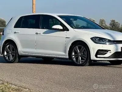 Usata VW Golf VII R-line 116 CV (85 kW) 2019 Bianco Berlina