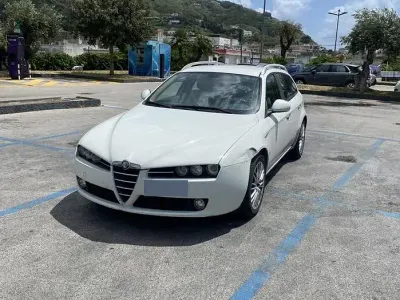 Occasion Alfa Romeo 159 136 PK (100 kW) 2011 Wit Stationwagen