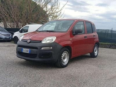 Usata Fiat Panda Pop 69 CV (50 kW) 2015 Rosso Utilitaria