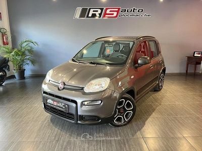 Usata Fiat Panda City Life 71 CV (52 kW) 2022 Grigio Utilitaria