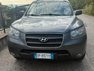 Usata Hyundai Santa Fe 155 CV (114 kW) 2008 Grigio SUV