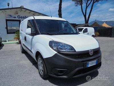 Usata Fiat Doblò 120 CV (88 kW) 2018 Bianco Monovolume