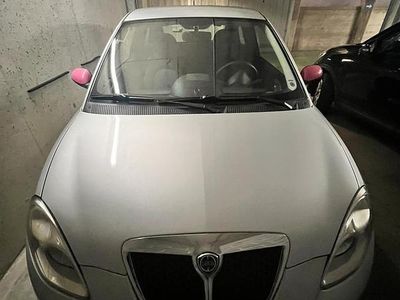 Usata Lancia Ypsilon 60 CV (44 kW) 2009 Grigio Utilitaria