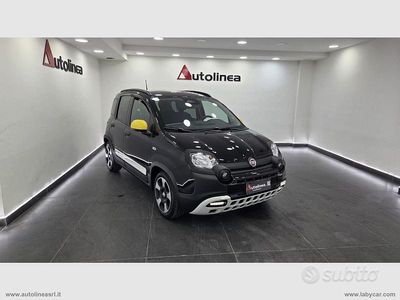 Usata Fiat Panda Cross Cross 70 CV (51 kW) 2025 Nero Utilitaria