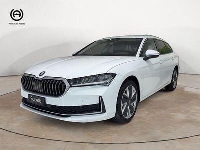 Nuova Skoda Superb Selection 150 CV (110 kW) 2026 Bianco Station wagon