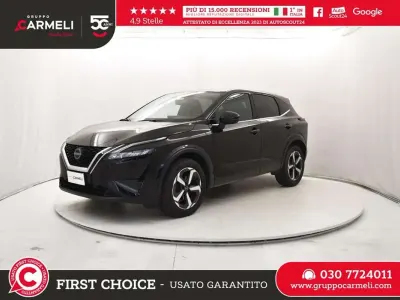 Usata Nissan Qashqai N-Connecta 140 CV (102 kW) 2023 Metallic black SUV