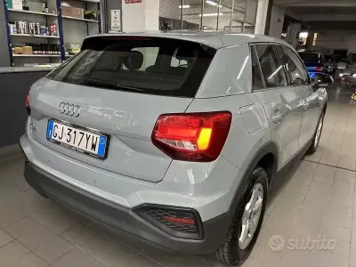 Usata Audi Q2 Business 150 CV (110 kW) 2022 Grigio SUV