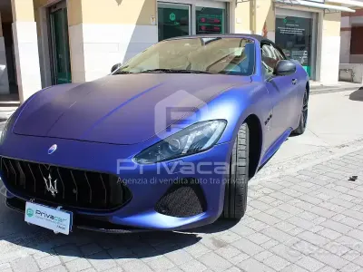 Usata Maserati GranCabrio 460 CV (338 kW) 2019 Blu Cabrio