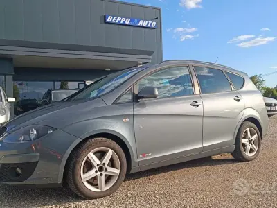 Usata Seat Altea 140 CV (102 kW) 2012 Grigio Berlina