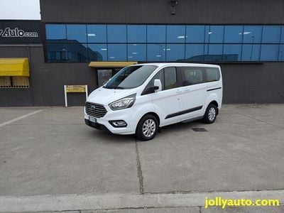 Usata Ford Tourneo Custom Trend 131 CV (96 kW) 2019 Bianco / pastello Furgone