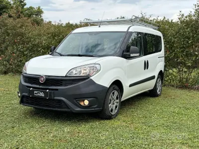 Usata Fiat Doblò 95 CV (69 kW) 2017 Bianco Monovolume