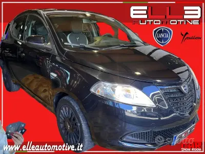 Usata Lancia Ypsilon 69 CV (50 kW) 2015 Nero Utilitaria