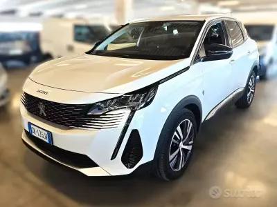 Usata Peugeot 3008 Active 131 CV (96 kW) 2022 Bianco SUV