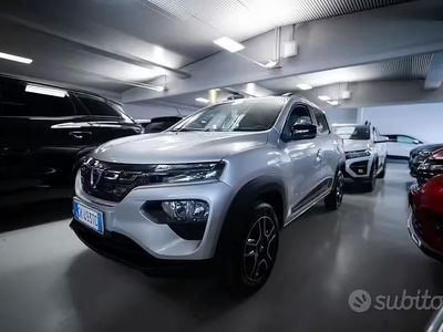 Usata Dacia Spring Comfort 33 kW (45 CV) 2022 Grigio Utilitaria