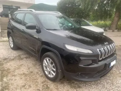 Usata Jeep Cherokee Longitude 170 CV (125 kW) 2014 Nero SUV