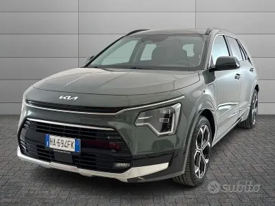 Usata Kia Niro 93 CV (68 kW) 2025 Verde SUV