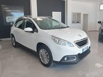Usata Peugeot 2008 92 CV (67 kW) 2014 Bianco SUV