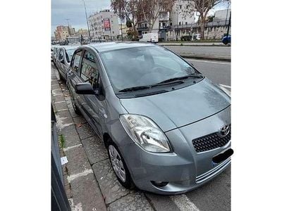 Usata Toyota Yaris 2007 Grigio Berlina