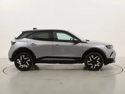 Usata Opel Mokka 136 CV (100 kW) 2025 Grigiogrigio SUV