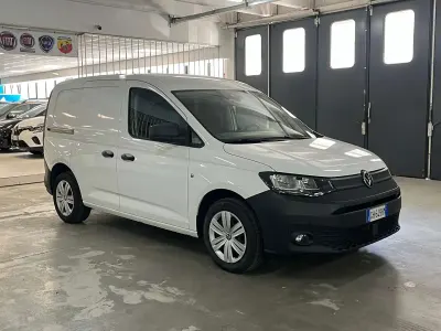 Usata VW Caddy 122 CV (89 kW) 2022 003bianco Monovolume