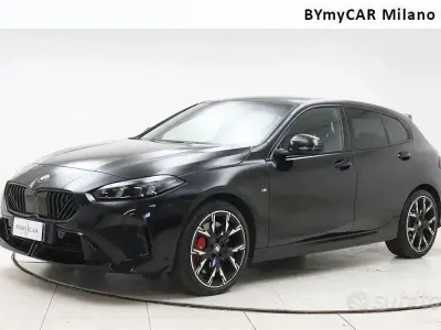 Begagnad BMW 118 M Sport 150 HK (110 kW) 2025 Svart Halvkombi
