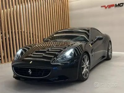 Usata Ferrari California 490 CV (360 kW) 2012 Nero Cabrio