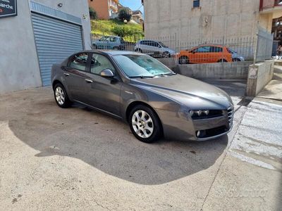 usata Alfa Romeo 159 1.9 JTDm Distinctive