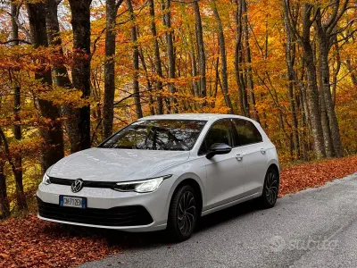 Brugt VW Golf VIII Style 131 HK (96 kW) 2020 Hvid Sedan