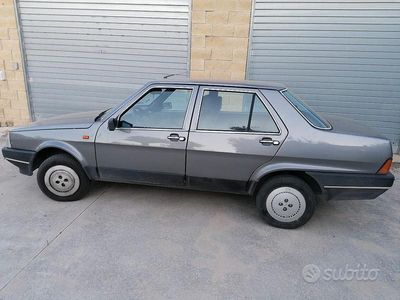 Usata Fiat Regata 68 CV (50 kW) 1983 Grigio Berlina