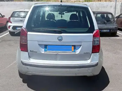 Usata Fiat Idea 69 CV (50 kW) 2006 Argento Monovolume