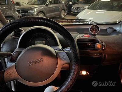 Usata 2003 Smart ForTwo Coupé Utilitaria | 2500 €