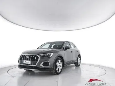 Usata Audi Q3 Advanced Plus 150 CV (110 kW) 2019 Verde SUV