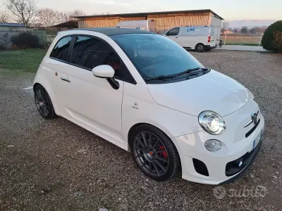 Usata Abarth 500C Esseesse 140 CV (102 kW) 2011 Bianco Cabrio