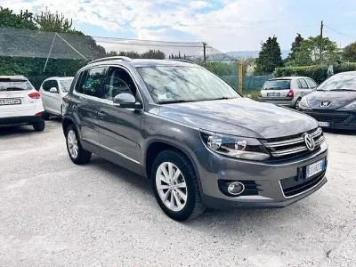 Usata VW Tiguan Trendline 110 CV (80 kW) 2013 Grigio SUV