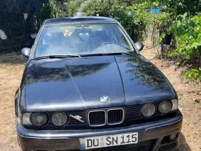 Usata BMW 535 212 CV (155 kW) 1987 Blu/azzurro Berlina