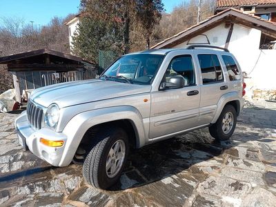 Usata Jeep Cherokee Limited 87 CV (63 kW) 2003 Grigio SUV
