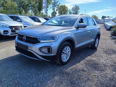 Argento Usata 2023 VW T-Roc Life SUV | 19.900 € (Buon prezzo)