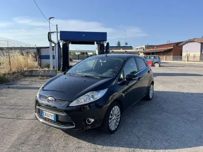 Usata Ford Fiesta Titanium 95 CV (69 kW) 2010 Berlina