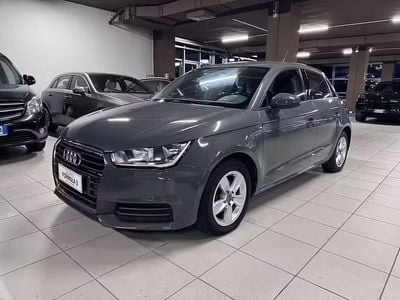 Usata Audi A1 Sportback 90 CV (66 kW) 2015 Grigio Utilitaria