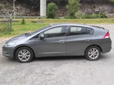 Usata Honda Insight Executive 88 CV (64 kW) 2009 Grigio Utilitaria