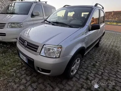 Usata Fiat Panda 4x4 69 CV (50 kW) 2005 Utilitaria